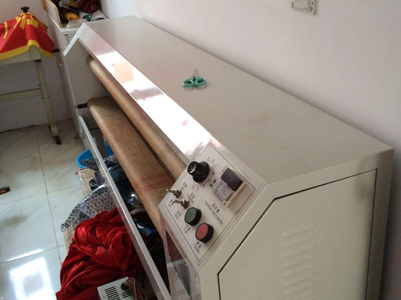 熱轉(zhuǎn)印燙畫(huà)機(jī)多少錢？